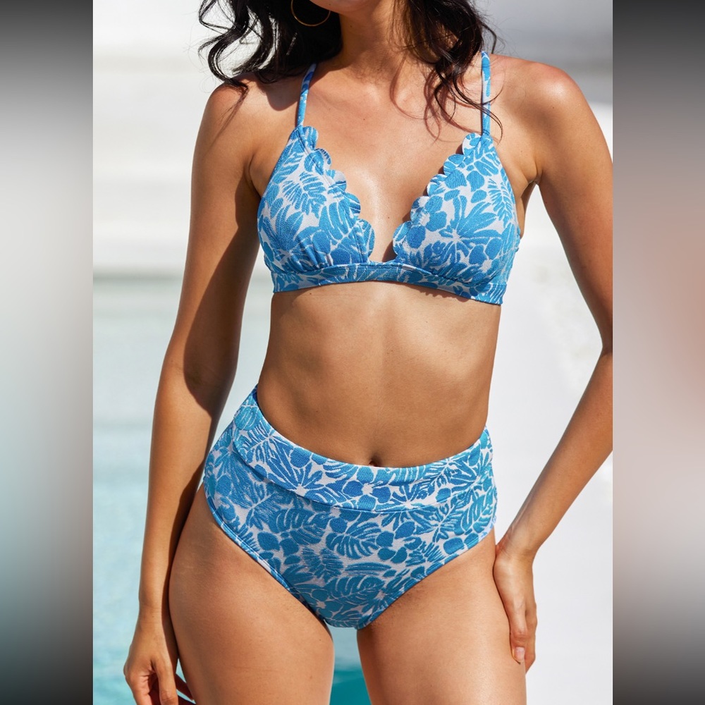 CUPSHE Lace-Back Top & High Waist Bikini Set, Size Medium